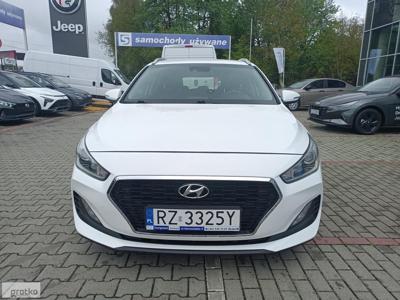 Hyundai i30 II 1.6 D Classic +