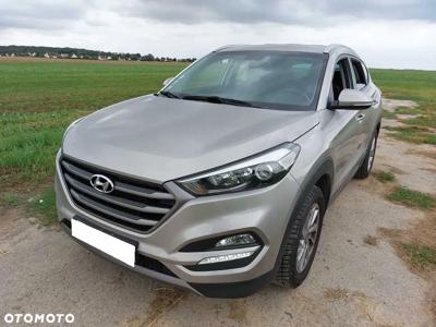 Hyundai Tucson blue 1.7 CRDi 2WD Style