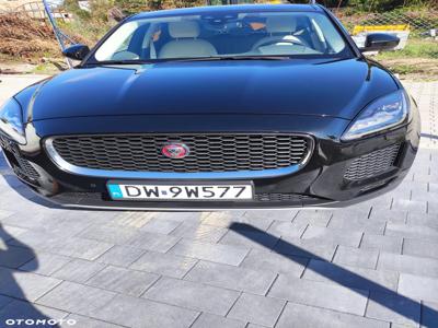 Jaguar E-Pace 2.0 i4D AWD SE