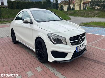 Mercedes-Benz CLA 250 4-Matic AMG Line