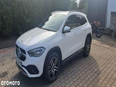 Mercedes-Benz GLA 250 e 8G-DCT Entry