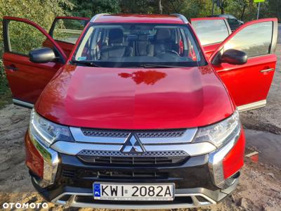 Mitsubishi Outlander 2.0 Invite + 2WD