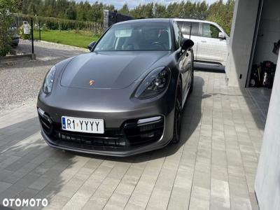 Porsche Panamera 4S