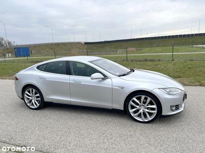 Tesla Model S Standard