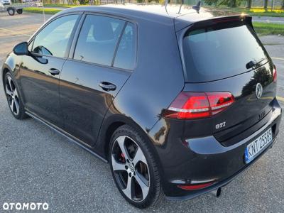 Volkswagen Golf VII 2.0 TSI BMT GTI Performance