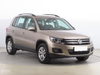 Volkswagen Tiguan , Serwis ASO, Klimatronic, Tempomat