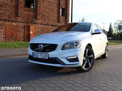 Volvo S60 T6 AWD Geartronic RDesign