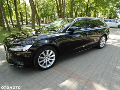 Volvo V90 D4 Momentum