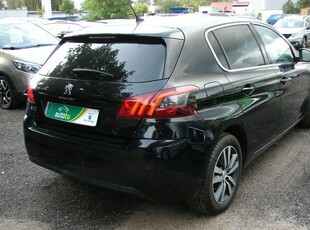 Peugeot 308 1.2 E 130 KM Bogata Wersja