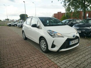 Toyota Yaris HYBRID 100 ACTIVE, Salon PL, FV23%, DW4EV50