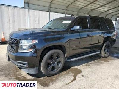 Chevrolet Tahoe 5.0 benzyna 2018r. (FRESNO)