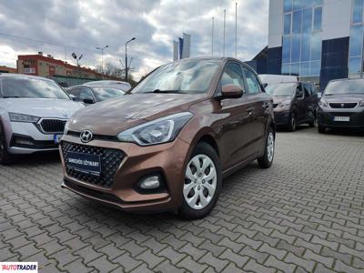 Hyundai i20 1.2 benzyna 84 KM 2019r. (Kraków, Nowy Targ)