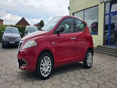 Lancia Ypsilon IV Hatchback 5d 0.9 8v Twin Air 85KM 2013