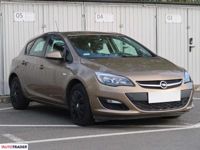 Opel Astra 1.6 113 KM 2014r. (Piaseczno)