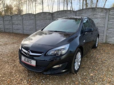 Opel Astra J GTC 1.4 Turbo ECOTEC 140KM 2013