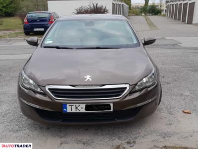 Peugeot 1.2 benzyna 82 KM 2014r. (kielce)