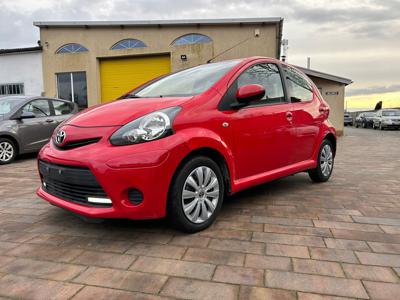 Toyota Aygo I Hatchback 5d Facelifting 1.0 VVT-i 68KM 2012