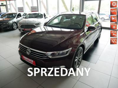 Volkswagen Passat B8 (2014-) Volkswagen Passat 1,8 / 180 KM / Highline / DSG / Benzyna / NAVI / FUL