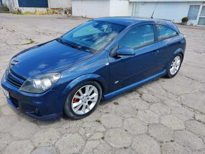 Używane Opel Astra - 19 900 PLN, 246 000 km, 2009