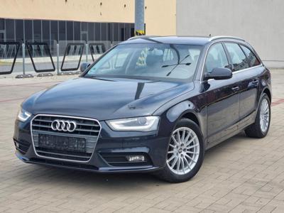 Używane Audi A4 - 45 900 PLN, 215 000 km, 2013