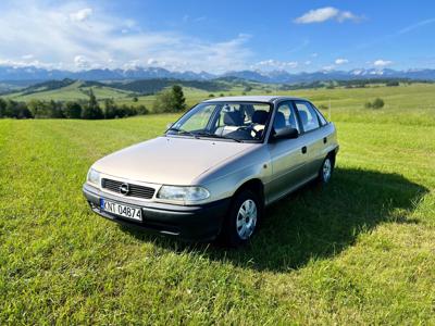 Używane Opel Astra - 2 490 PLN, 165 111 km, 1999