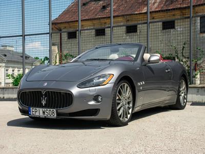 Używane Maserati GranCabrio - 230 000 PLN, 30 000 km, 2010