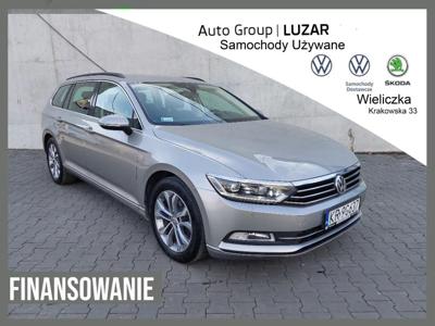 Używane Volkswagen Passat - 67 900 PLN, 157 030 km, 2015