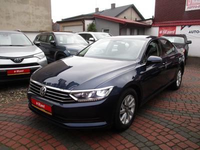 Używane Volkswagen Passat - 64 900 PLN, 170 000 km, 2017