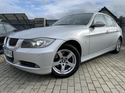 BMW e90 325i 218KM automat xenon alu Import z Niemiec