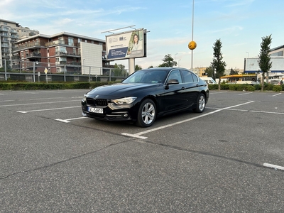 BMW SERIA 3 V (F30/F31/F34) BMW F30 330i xDrive