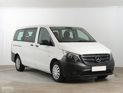 Mercedes-Benz Vito W639 , L2H1, VAT 23%, 9 Miejsc