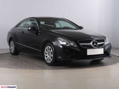 Mercedes E-klasa 2.1 167 KM 2015r. (Piaseczno)