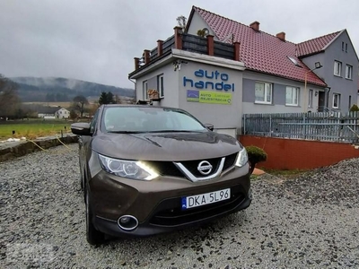 Nissan Qashqai II kamera cofania