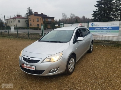 Opel Astra J