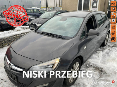 Opel Astra Klimatronik, parktronik, tempomat, podgrzewane f…