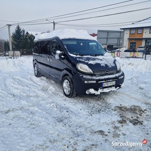 opel vivaro brygadówka long