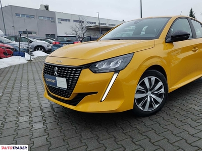 Peugeot 208 1.2 benzyna 75 KM 2023r. (Kraków, Nowy Targ)