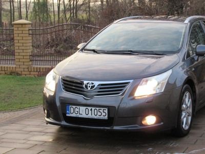 Toyota Avensis III TOYOTA AVENSIS KOMBI 2010- Polska, 1 WŁAŚCICIEL, FULL