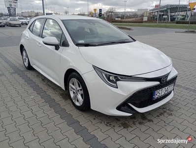 Toyota corolla benzyna