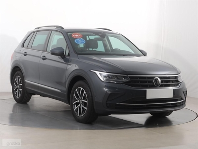 Volkswagen Tiguan , Salon Polska, 1. Właściciel, Serwis ASO, DSG, VAT 23%,