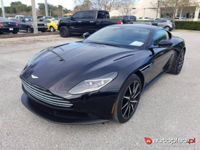 Aston Martin DB11