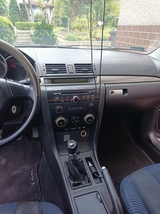 Mazda 3 sedan 2.0 benzyna 150KM 2004r