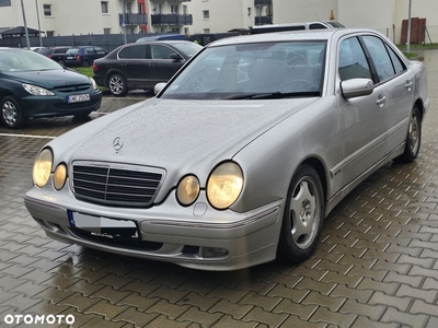 Mercedes-Benz Klasa E 320 CDI Avantgarde