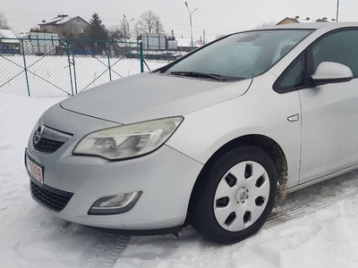 Opel Astra 1.3 CDTi 95 KM 2010 r./ Klima / Zadbana / Zarejes