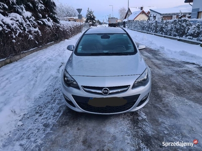 Opel Astra J Lift 2015/2016r