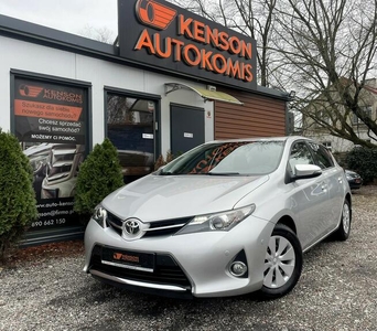 Toyota Auris Polski Salon, Bezwypadkowy, Pełny serwis ASO, 1-właścciel, Kamera, LED