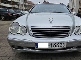 Mercedes Benz C klasa Avantgarde Kombi 2002r 3.2 V6 benz /gaz sekw-