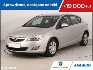 Używany Opel Astra 2011