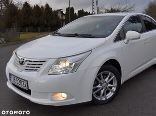 Używany Toyota Avensis 2011