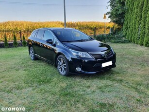 Używany Toyota Avensis 2012